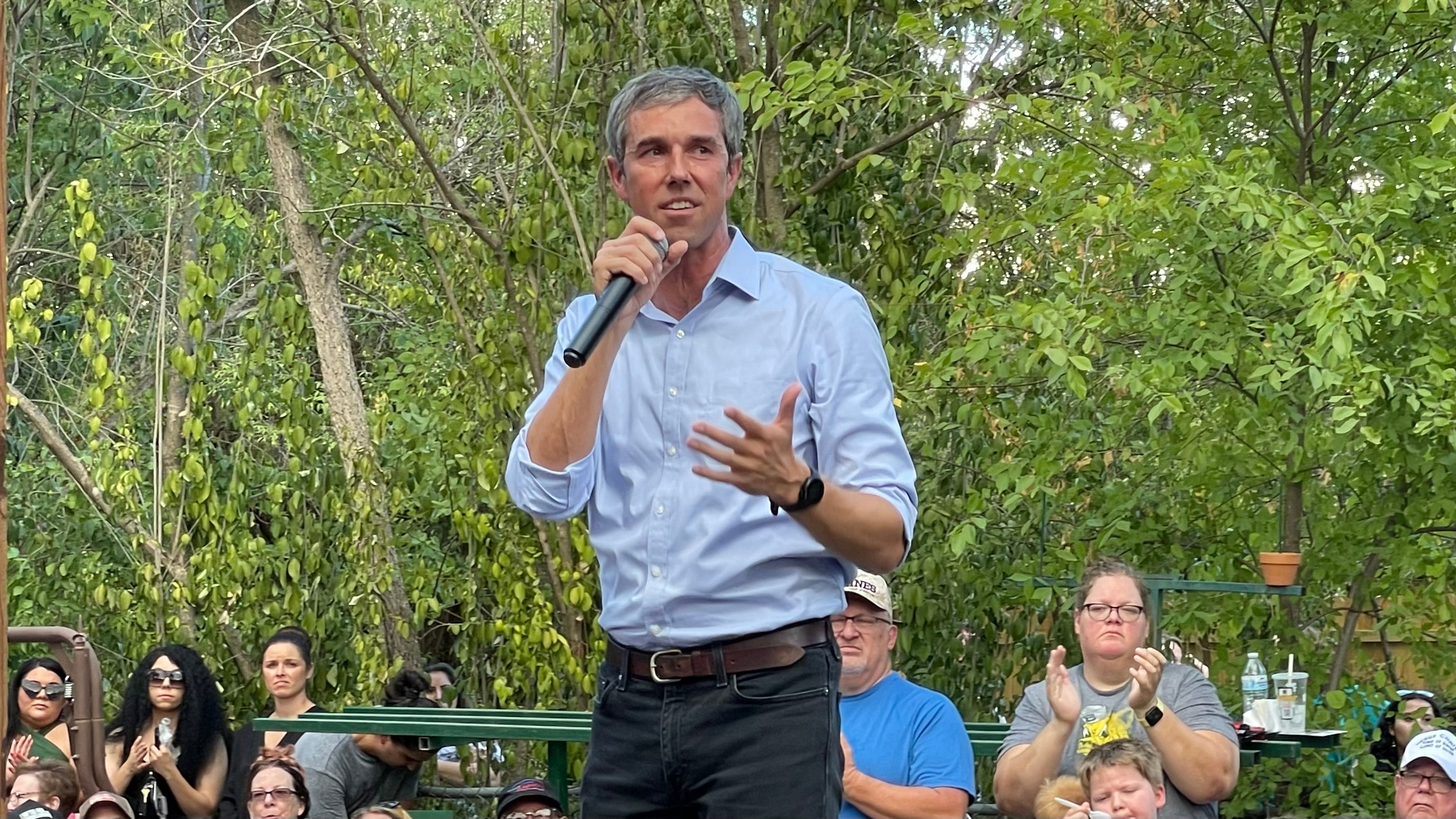 Beto O’Rourke faults Dems for dip in Hispanic support, calls Abbott migrant buses to DC 'publicity stunt'
