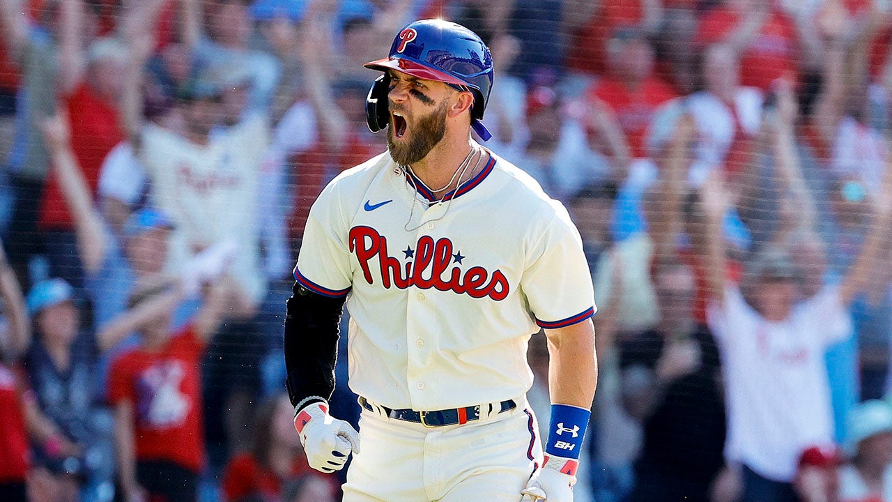 Two-time MVP Bryce Harper commits to play for Team USA in World