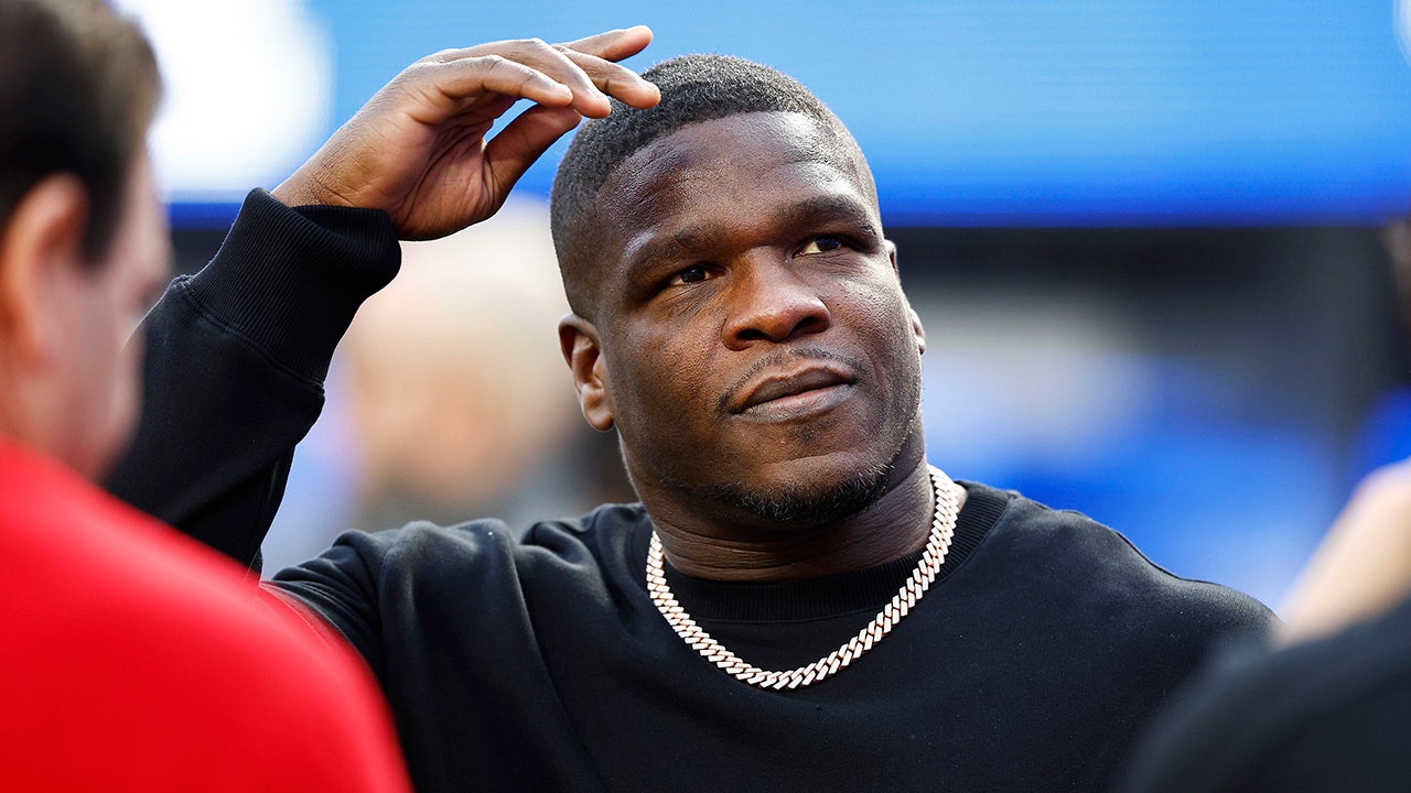 Former NFL running back Frank Gore has been charged with simple assault in New Jersey, police say.