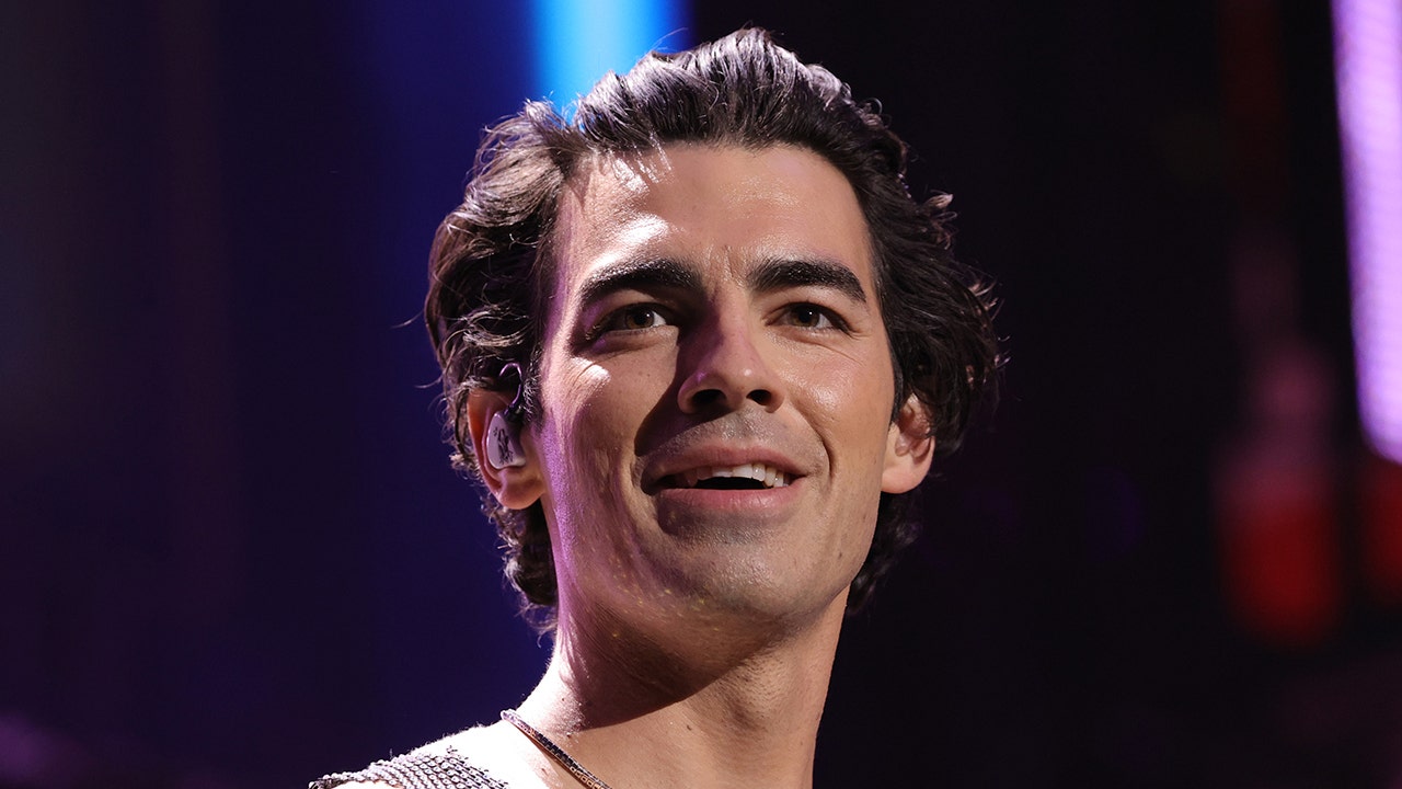 Joe Jonas admits he uses injectables, says men should be 'open and honest about it'