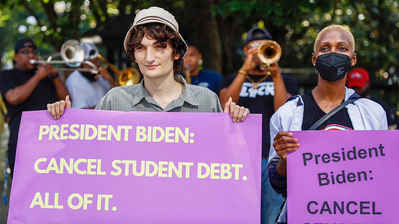 State AGs weigh legal challenge to Biden's $500B student loan handout