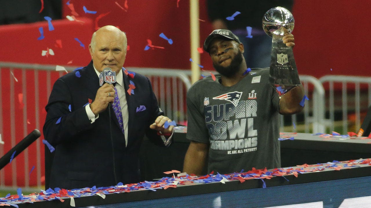 James White, hero in Patriots' Super Bowl rally, retires