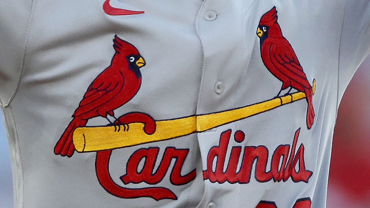Cardinals prospect makes history, hits ‘home run cycle’