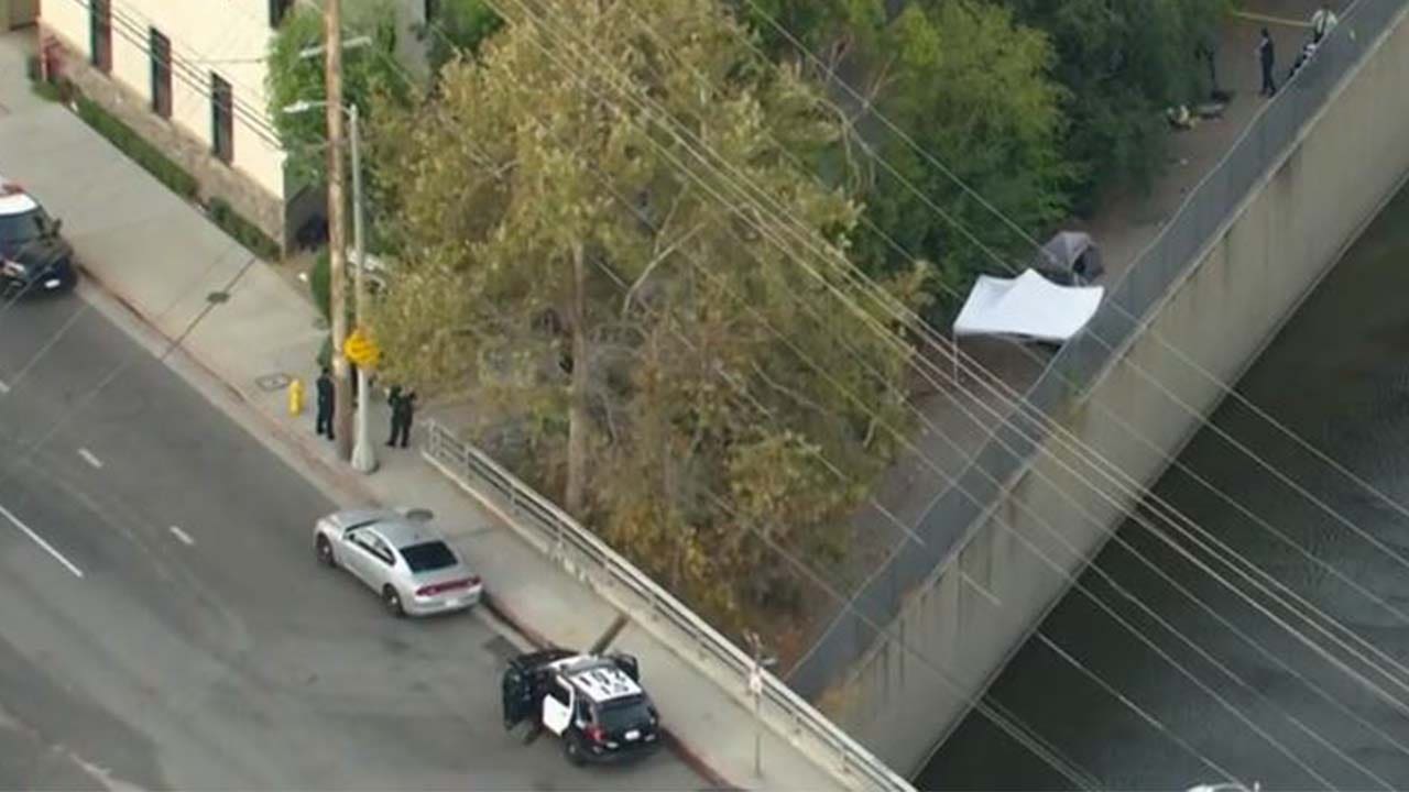 Los Angeles man found stabbed to death on running path, suspect at