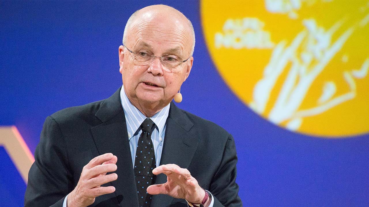 Former CIA Director Hayden agrees with journalist tweet labeling Republicans 'dangerous' and 'nihilistic'