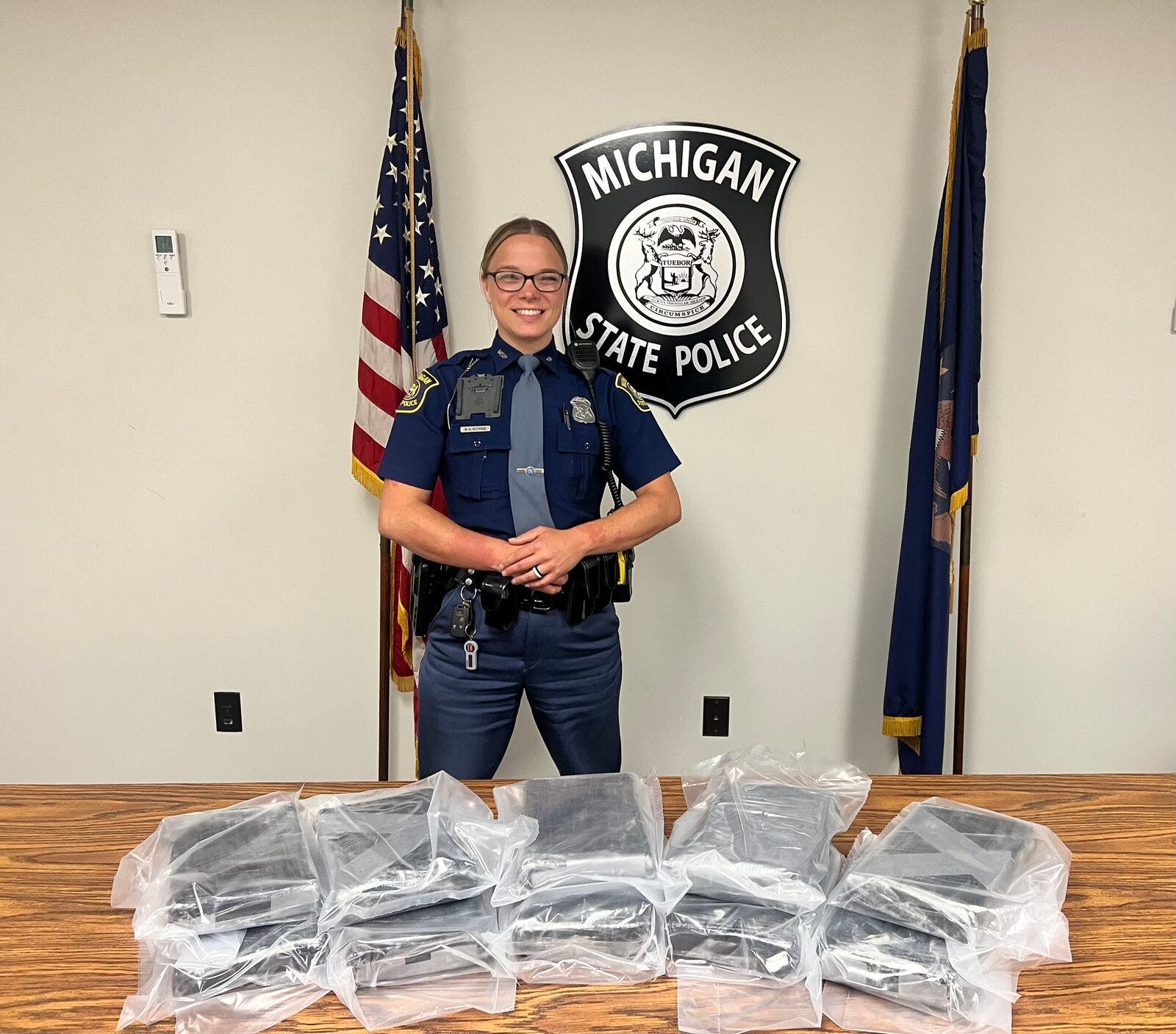 Michigan police seize nearly $1 million worth of cocaine, 3 suspects arrested