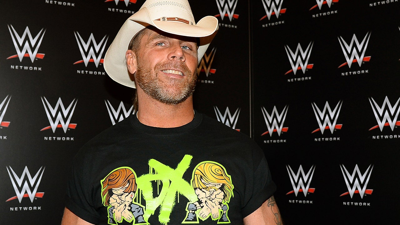 WWE Legend Shawn Michaels Opens Up on DX’s ‘Old School Heat’, Popularity of the Crotch Chop and More