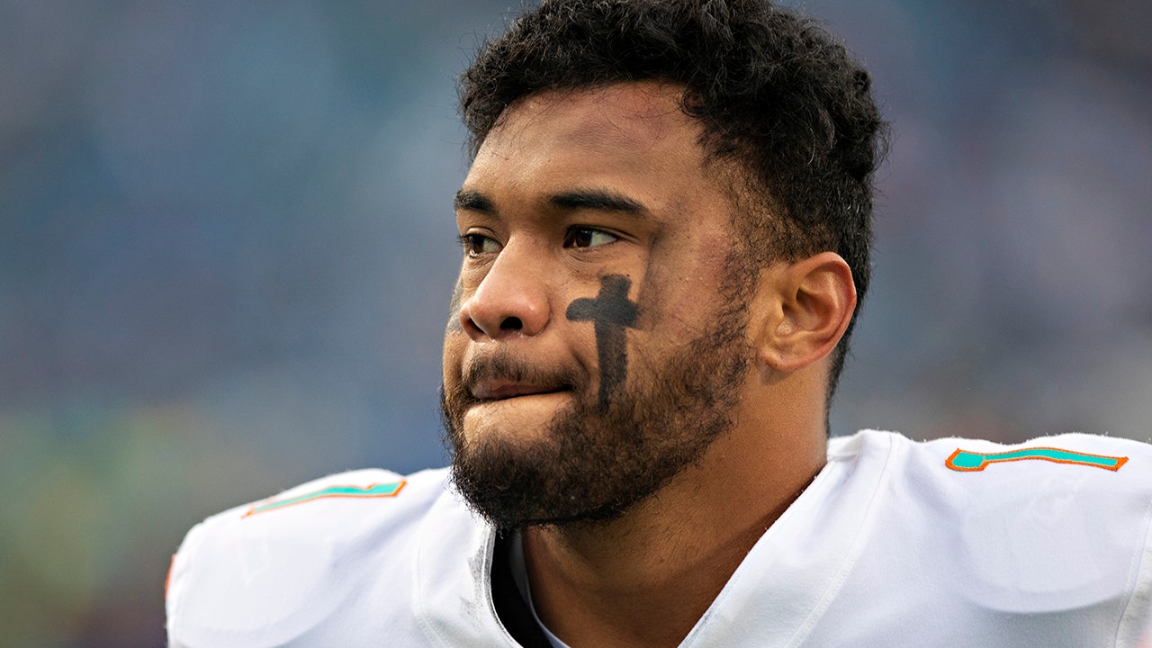 Dolphins Fans Not Happy With Tua Tagovailoa Jersey Number