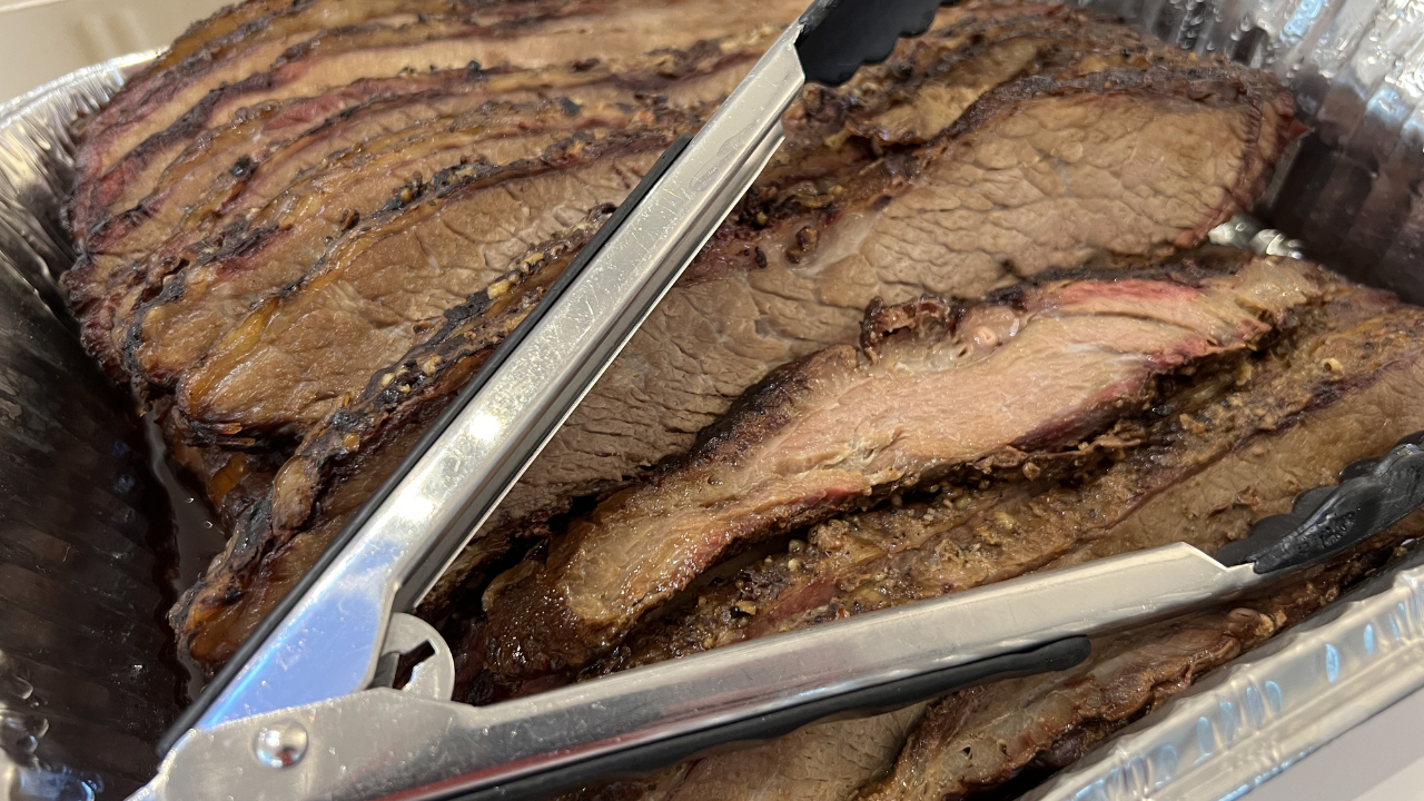 Texas barbecue restaurant manager says thief stole almost $3K worth of brisket - Fox News
