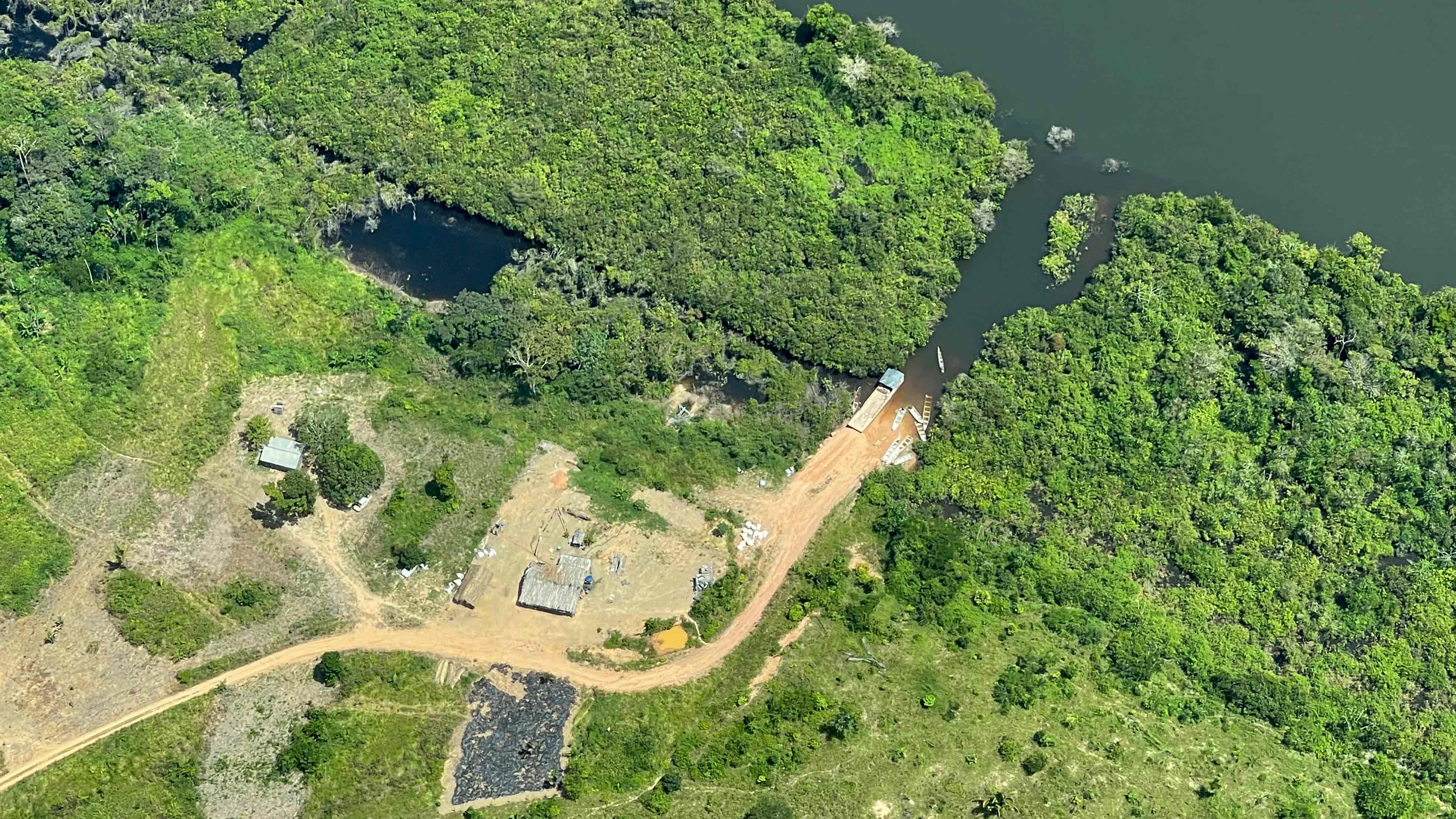 Illegal road in Brazilian  brings threat of further