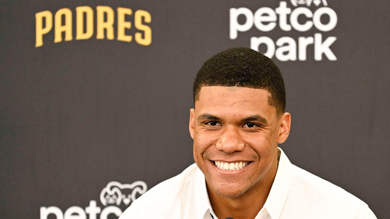 Juan Soto vows to bring 'good vibes' to the Padres - Taipei Times