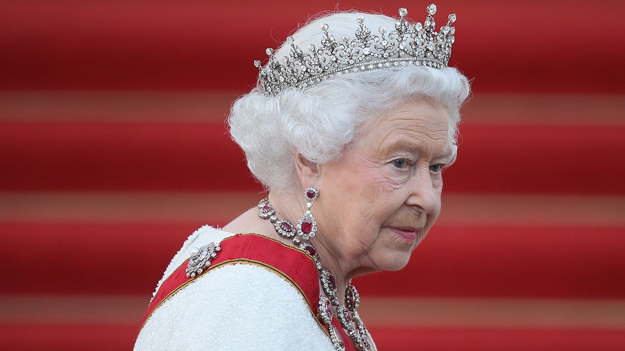 Mourners honor Queen Elizabeth II: She ‘spread her love across the world’