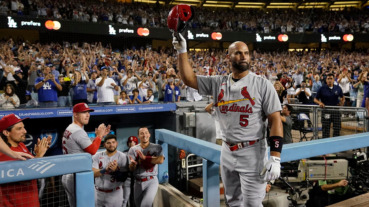 Albert Pujols on 700th home run baseball: ‘Souvenirs are for the fans’