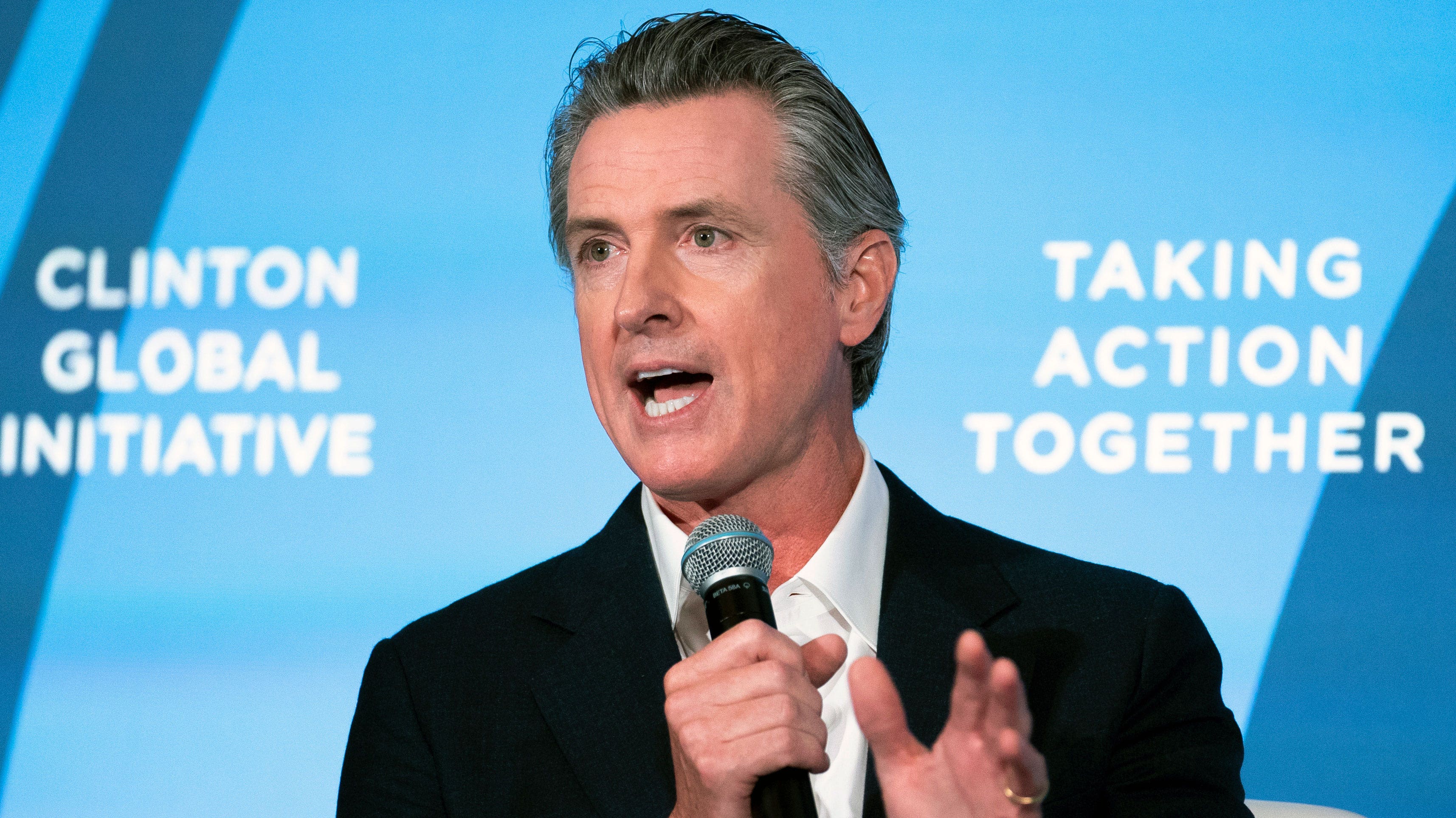 California governor urges overhaul of Democrats’ strategy