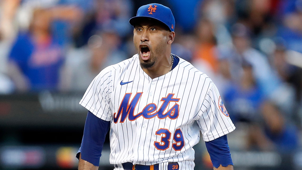 Mets, Edwin Diaz agree to MLB-record deal for reliever: reports