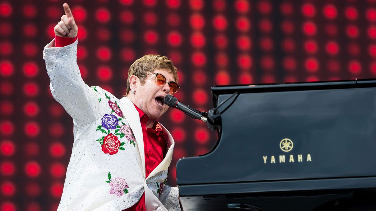 Elton John set to play at White House as part of farewell tour