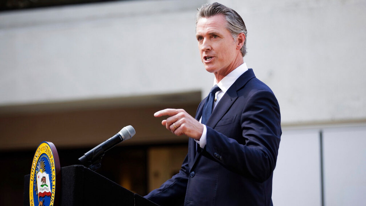 California’s Newsom signs bill that cracks down on hate crime