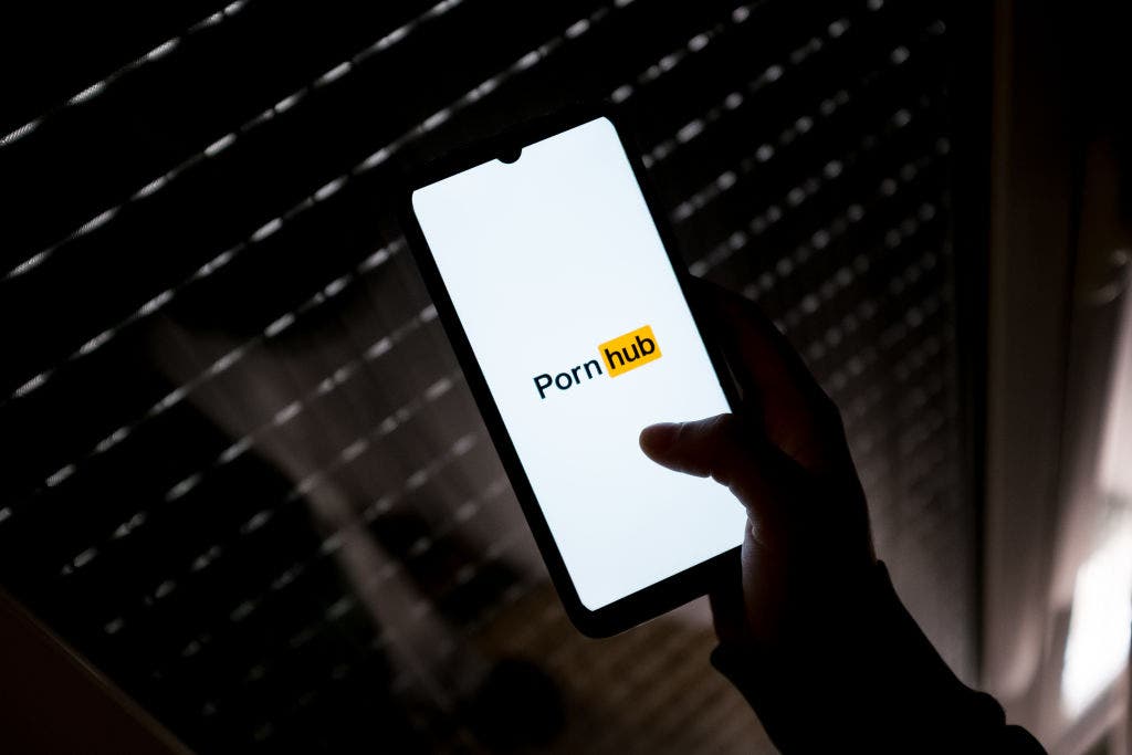 Read more about the article Pornhub shuts down website in Texas after getting sued under age verification law
