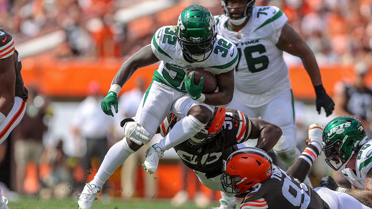 Jets' Michael Carter on wild victory over Browns after Week 1 fiasco:  'Y'all take one loss way too seriously'