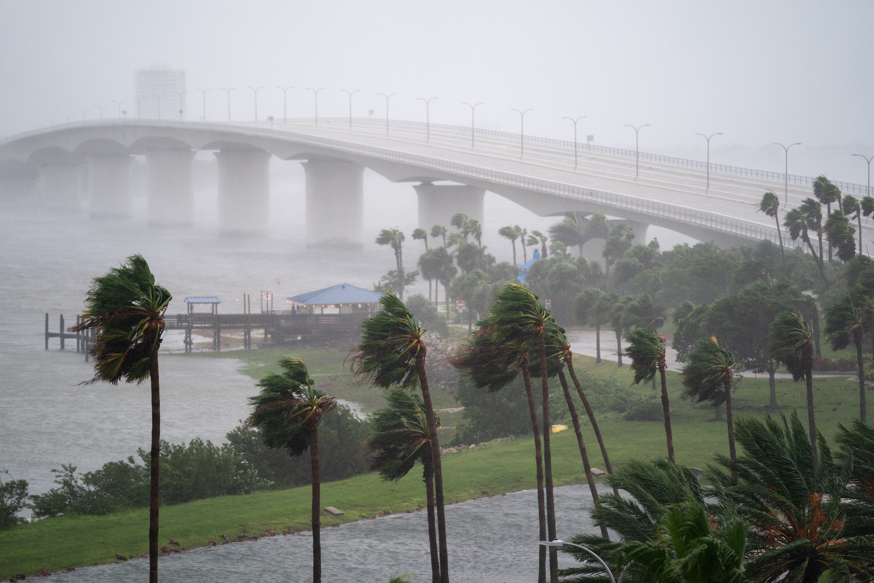 Photos Hurricane Ian Makes Landfall In Florida Fox News 7293