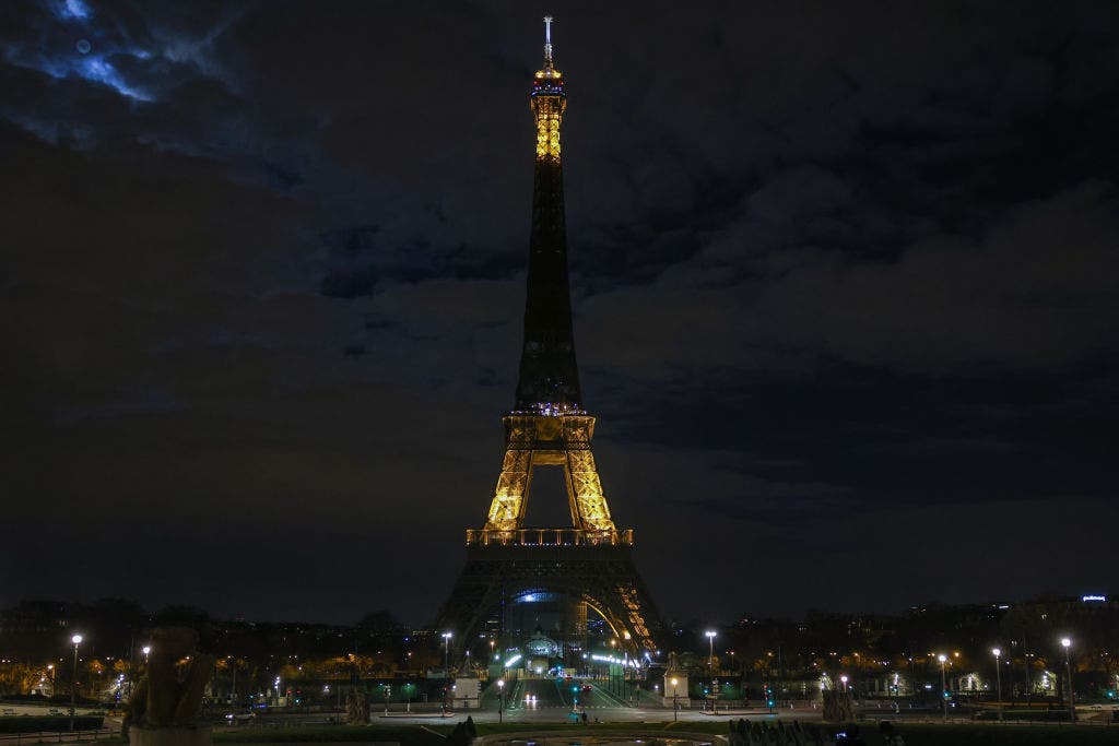 Paris moves to save energy due to Ukraine war by turning off the Eiffel Tower’s lights