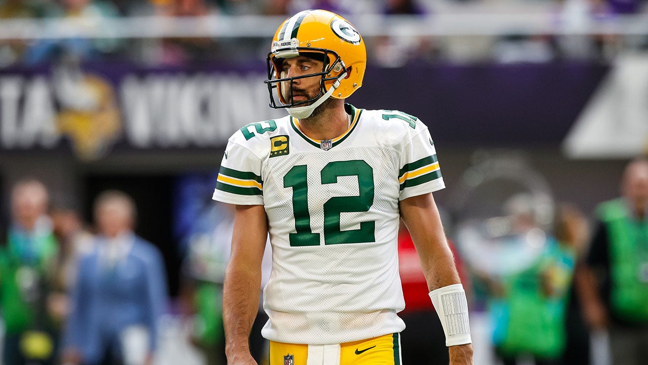 MINNEAPOLIS, MN - SEPTEMBER 11: Green Bay Packers quarterback