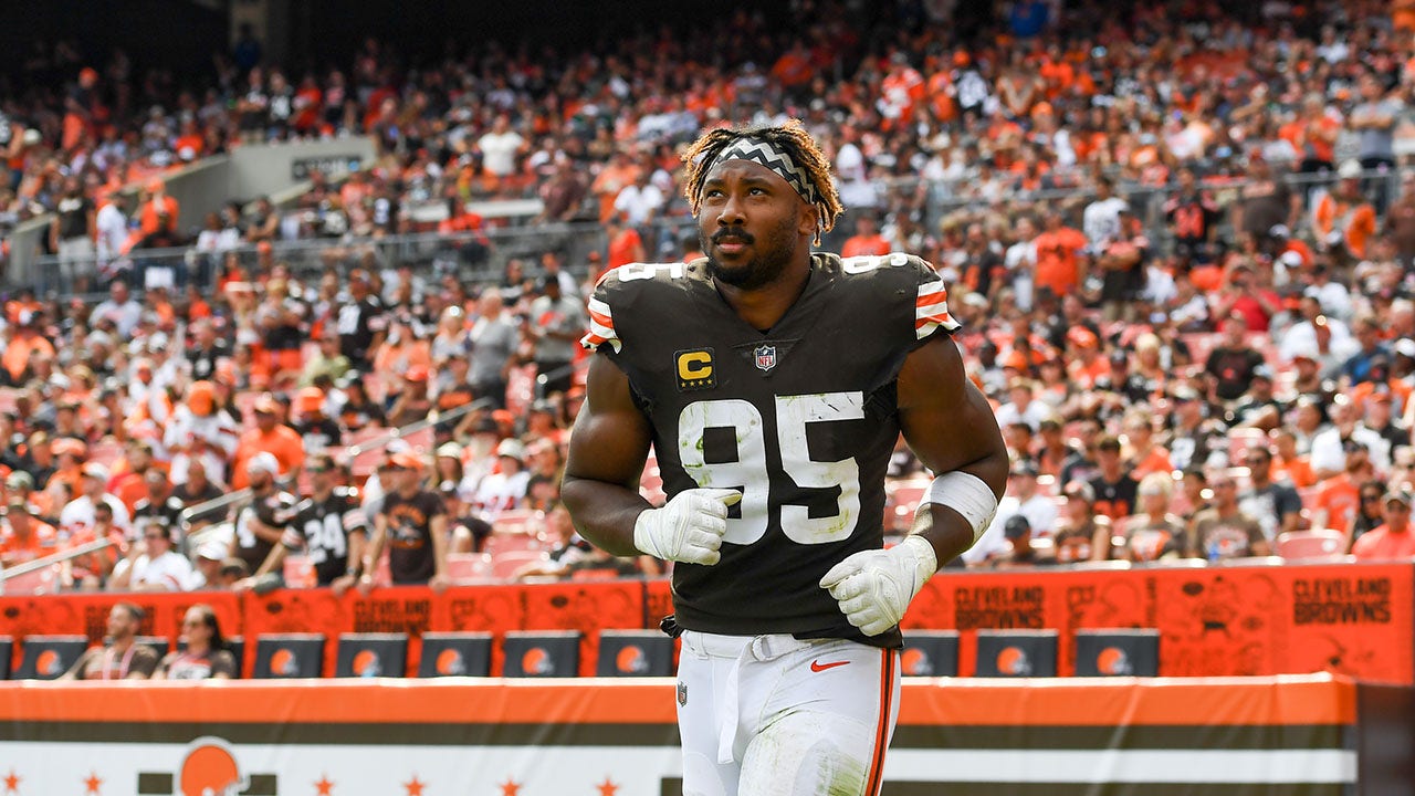 Browns' Myles Garrett swerved on wet road to avoid hitting an