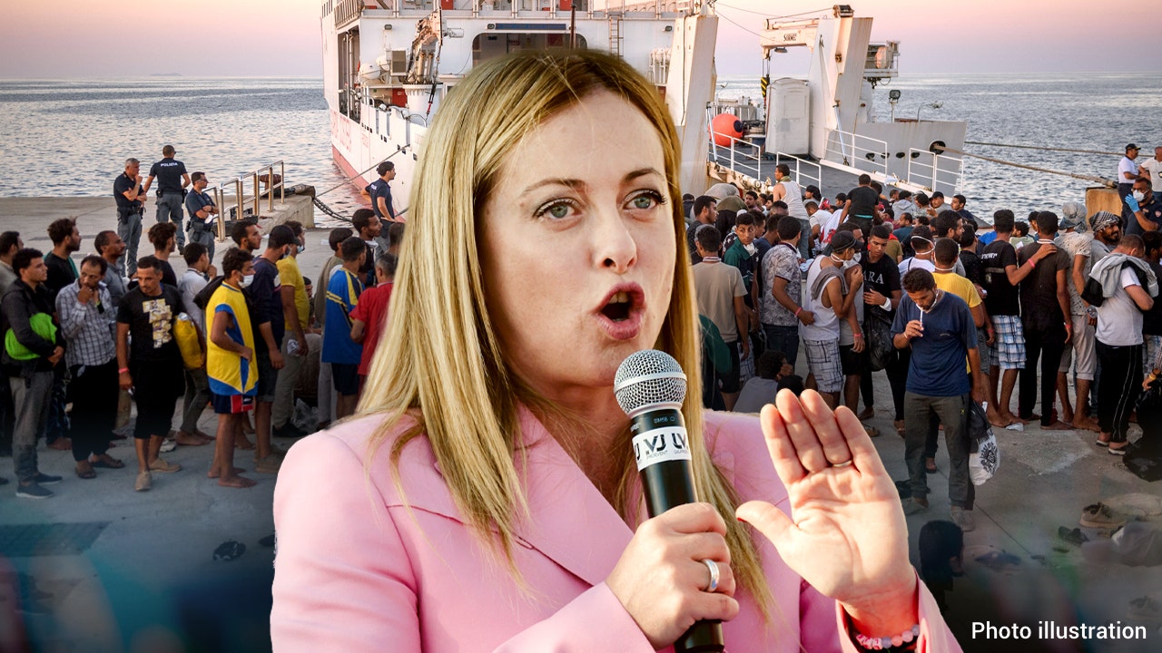 Giorgia Meloni ou l'Italie ... Giorgia-Meloni-Italys-illegal-immigrants-3