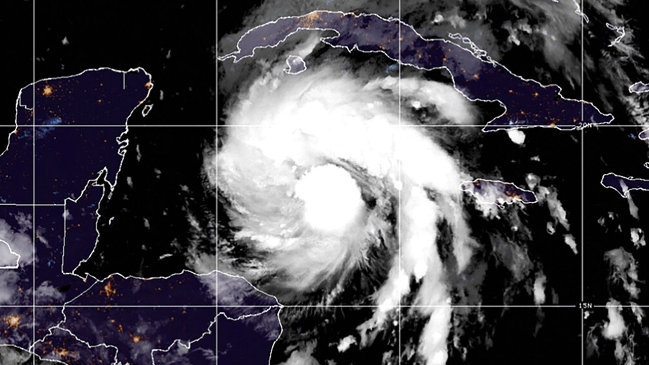 Florida Gov. Ron DeSantis provides update as Hurricane Ian prompts evacuations, National Guard deployment