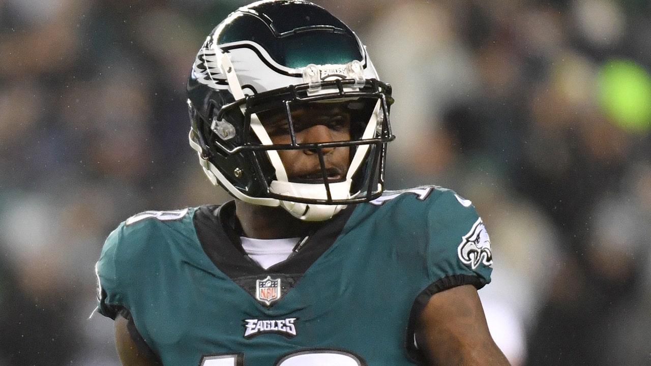 Eagles exec on Jalen Reagor selection: 'We'd love to have that moment back'