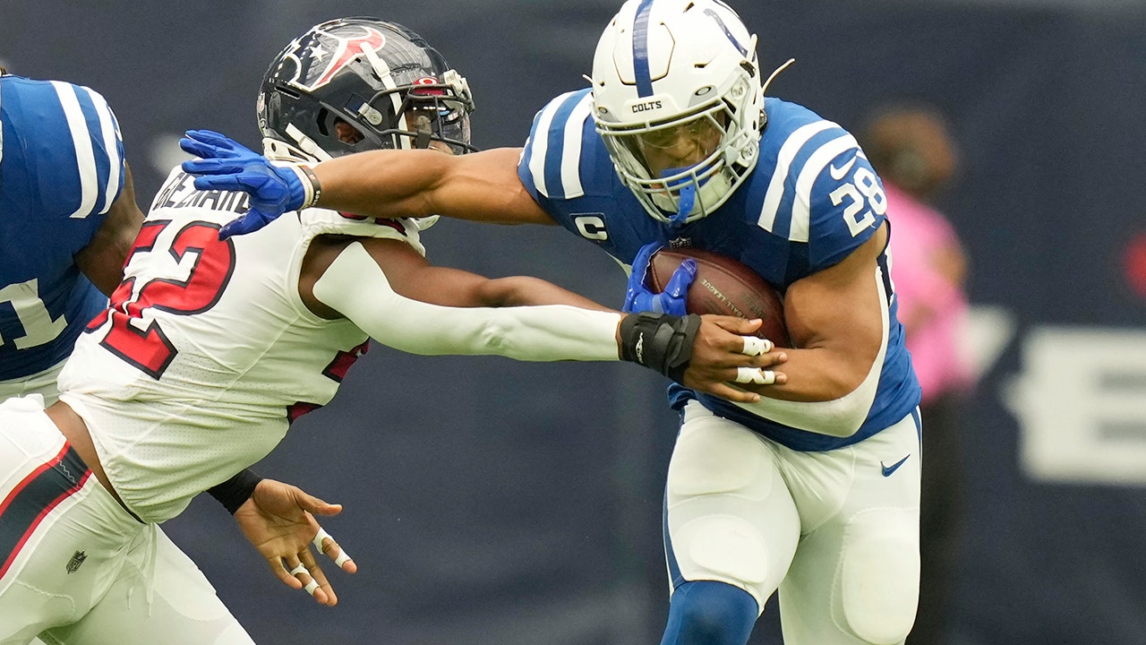 TNF Fantasy Starters: Colts Vs. Texans - Who To Play, Who To Pass