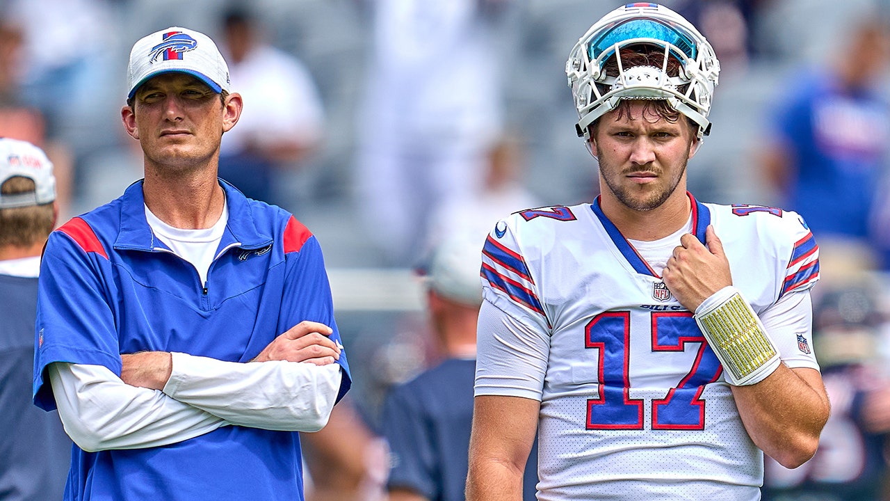 Josh Allen Riding a Buffalo - Josh Allen - T-Shirt