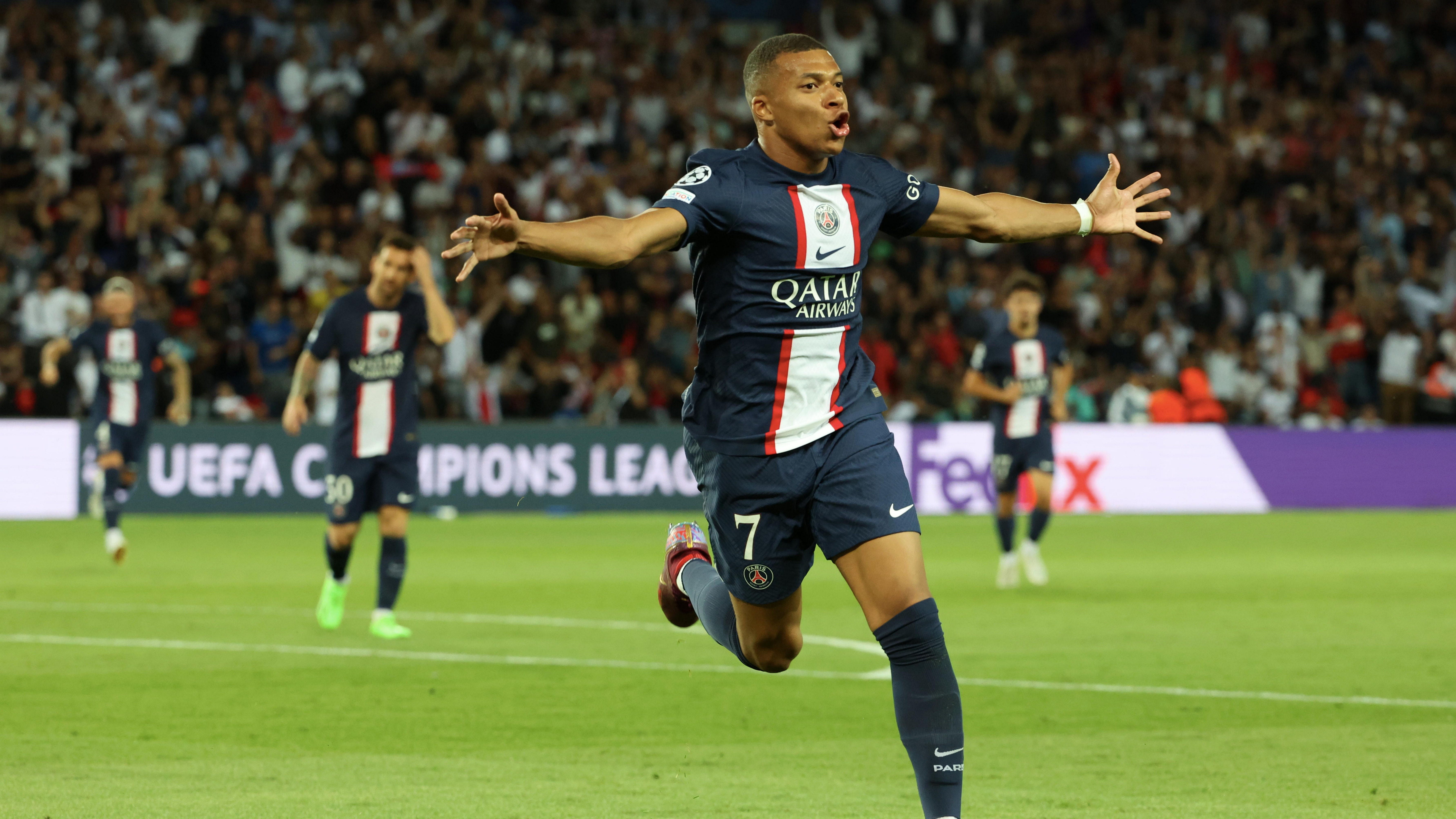 Kylian Mbappé shines in Paris Saint-Germain’s victory over Juventus in first UEFA Champions league match