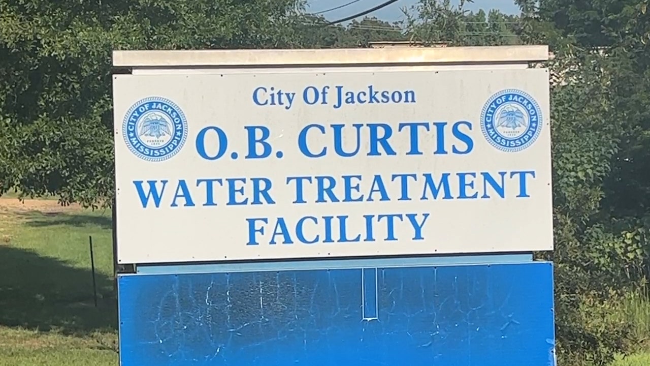 Jackson, Mississippi officials say water issue is not new