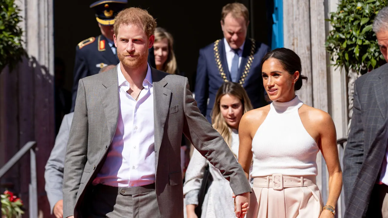 How Did Prince Harry And Meghan Markle Meet The Duke And Duchess Of Sussexs Love Story