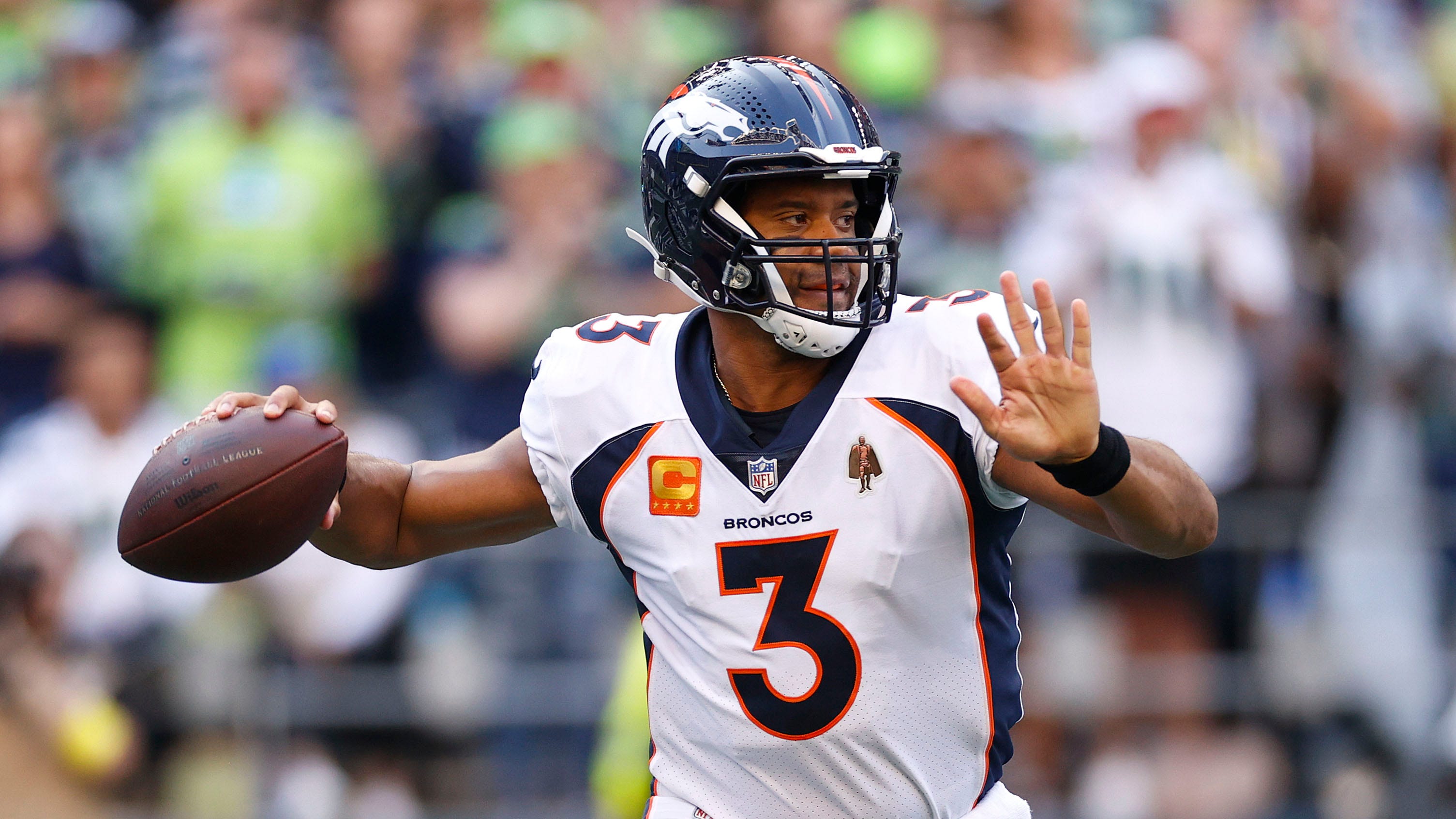 Broncos legend expects 'much better year' from Russell Wilson in Sean  Payton's first season