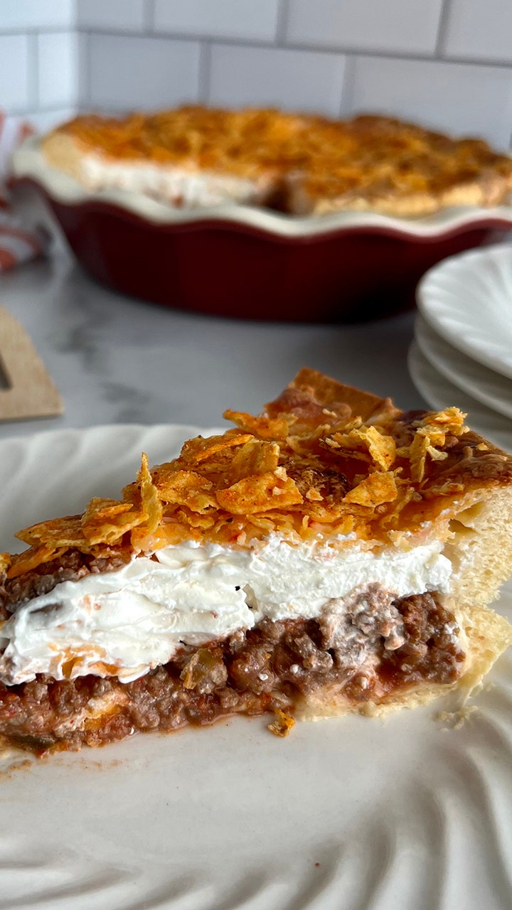This taco pie recipe is hearty and crunchy. (Jill Bauer)