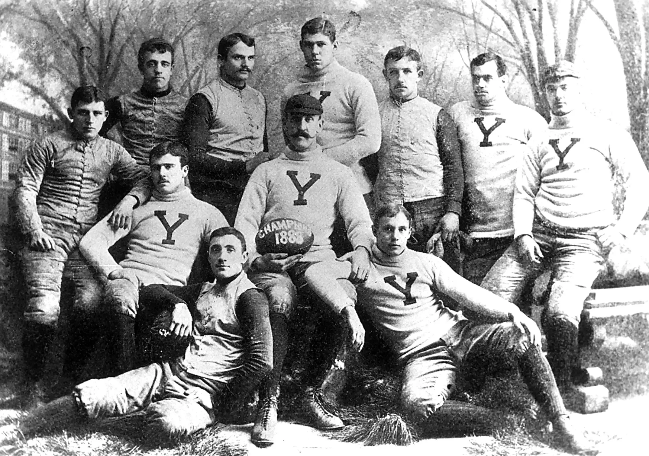 Meet the American who was the first paid professional football player: Pudge Heffelfinger