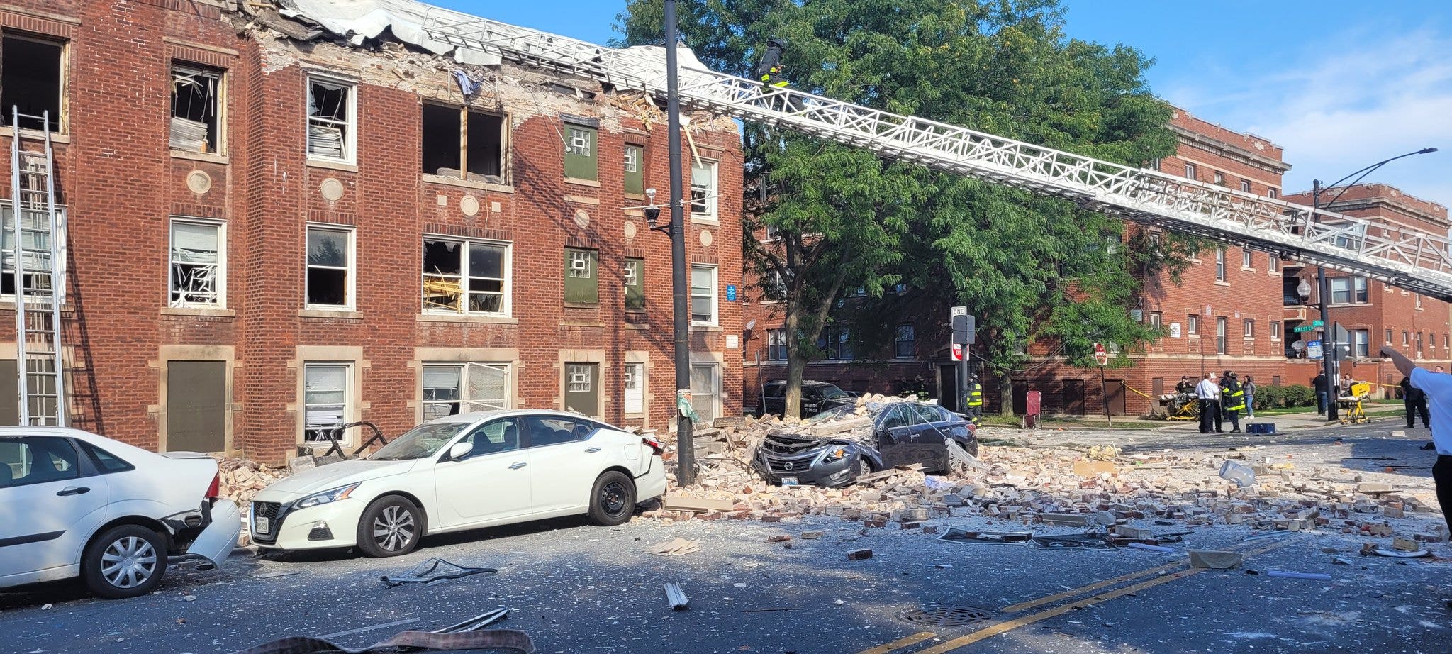 Chicago Fire Department calls for mass casualty bus after explosion at residential building