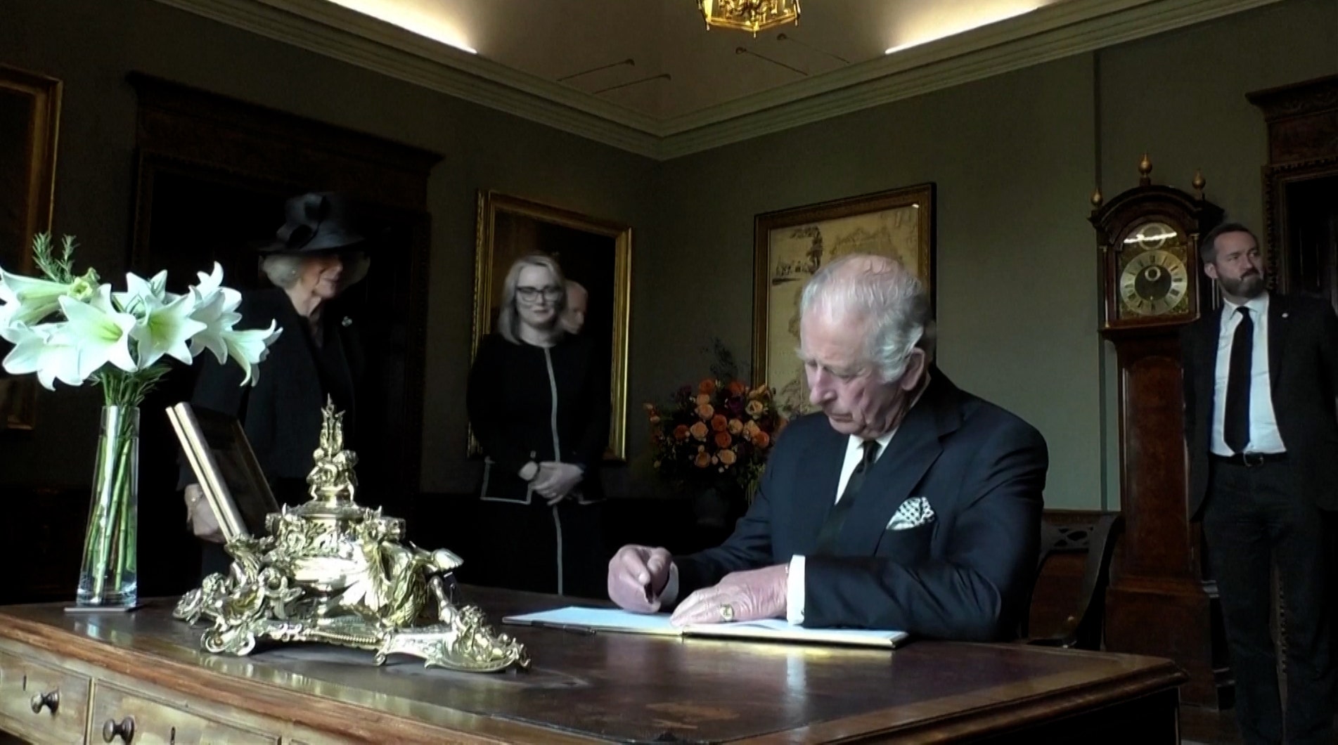 King Charles III frustrated for second time over pen: ‘Can’t bear this bloody thing’