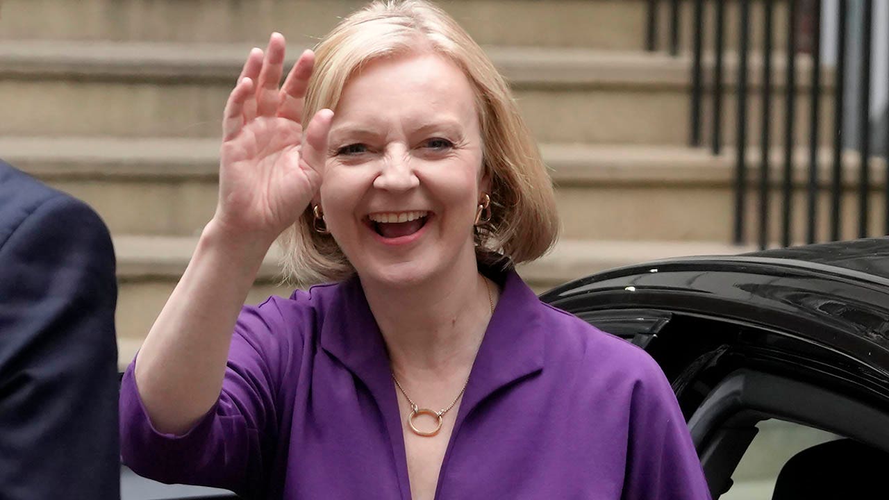 Balls.ie on Twitter: Liz Truss as British prime minister. https