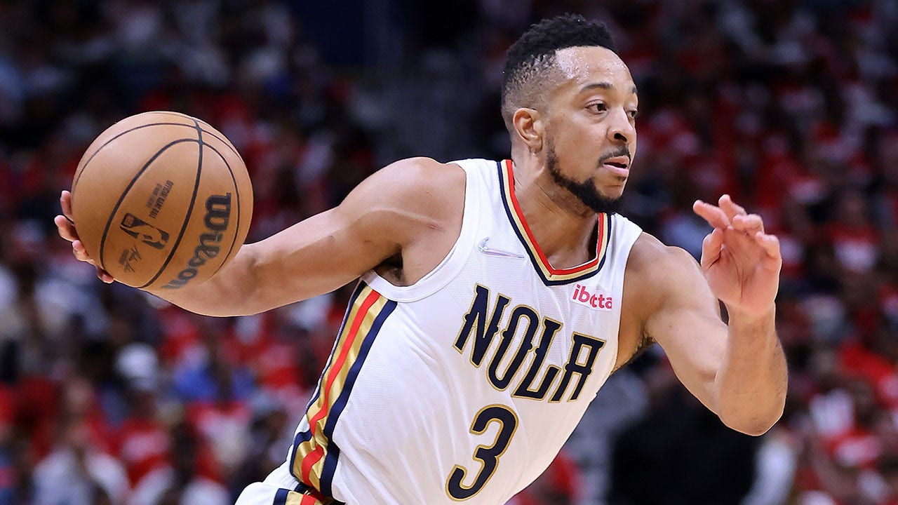 Pelicans, CJ McCollum agree to two-year extension worth $64 million: Reports