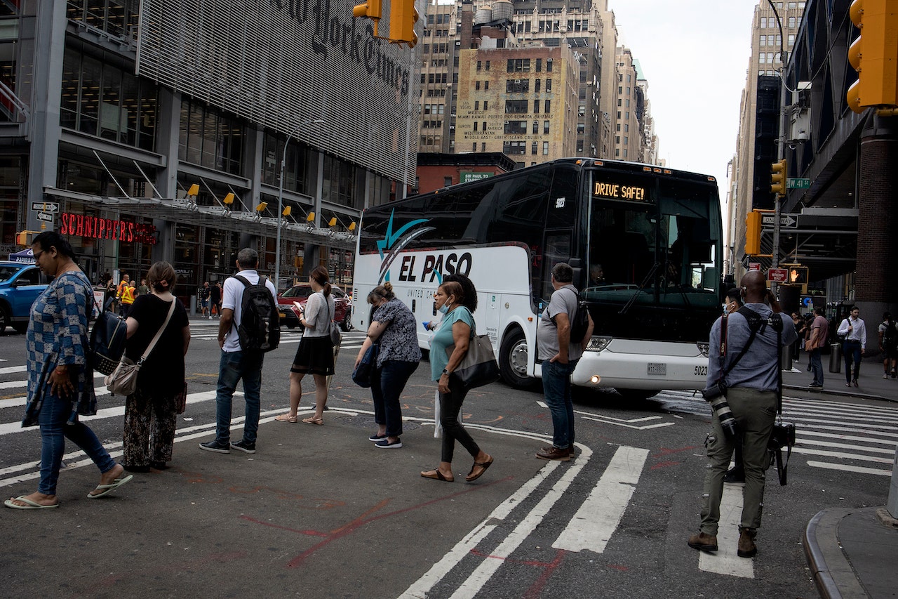 New Yorkers say they welcome migrant buses sent from Texas | Fox News