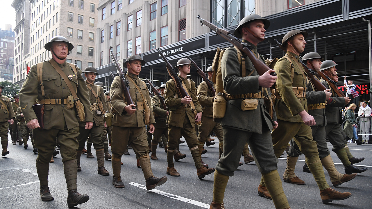 New York Historical Reenactments Canceled Over Fear Participants Will ...