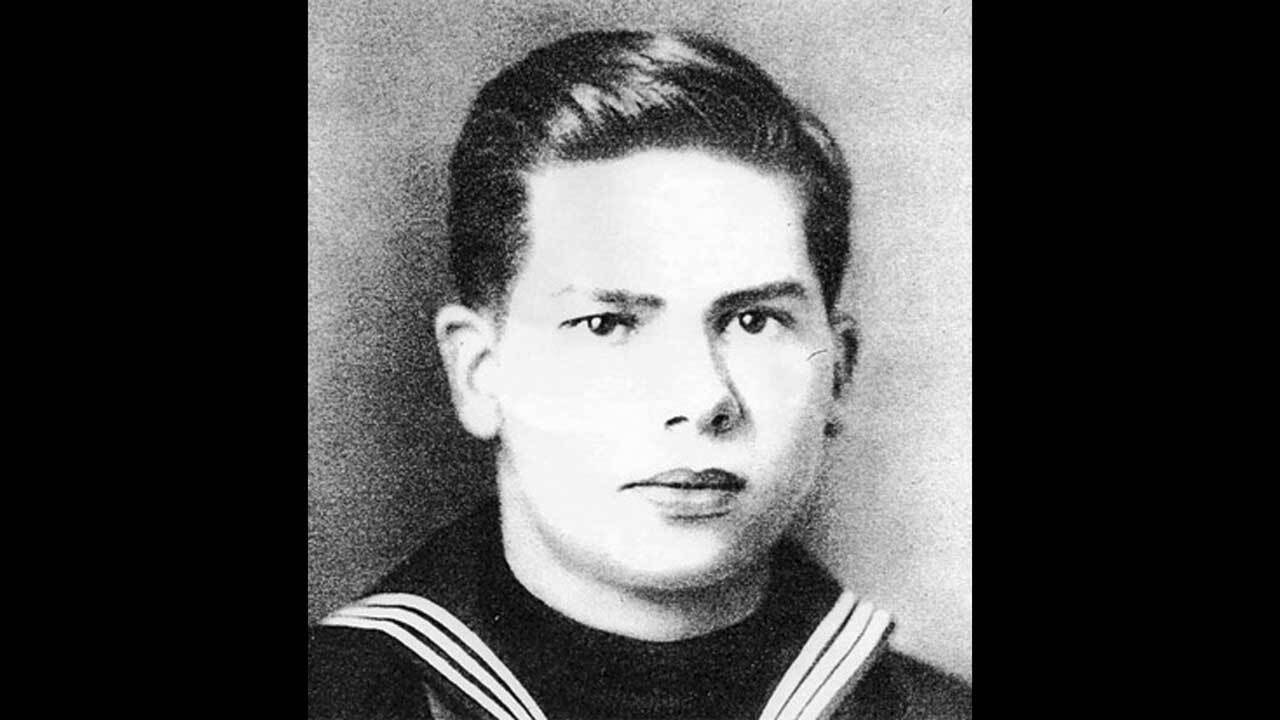 Massachusetts sailor who died in Pearl Harbor attacks buried at Arlington National Cemetery