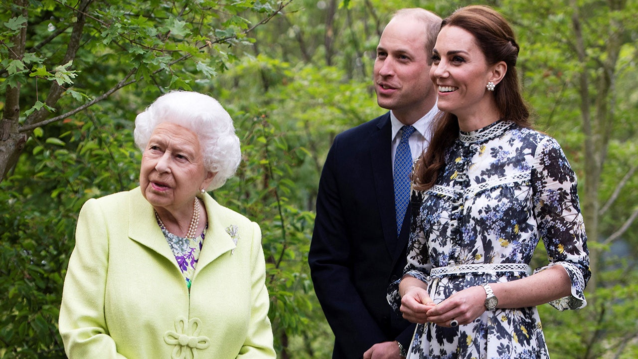Queen Elizabeth II's death marks 'new era,' royal expert weighs in on Prince William and Kate's shifted roles