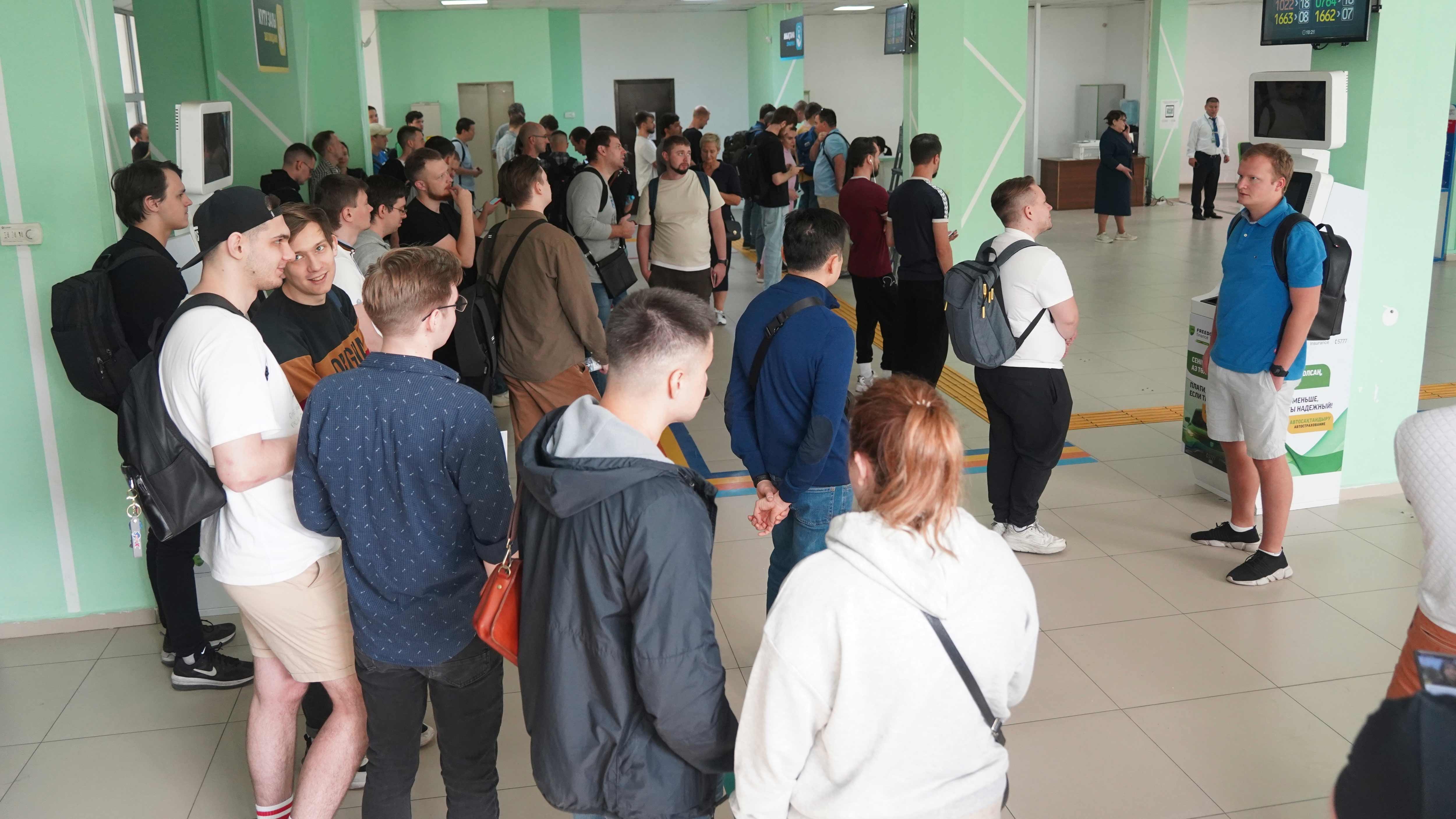 98,000 Russians enter Kazakhstan after Putin's mobilization announcement