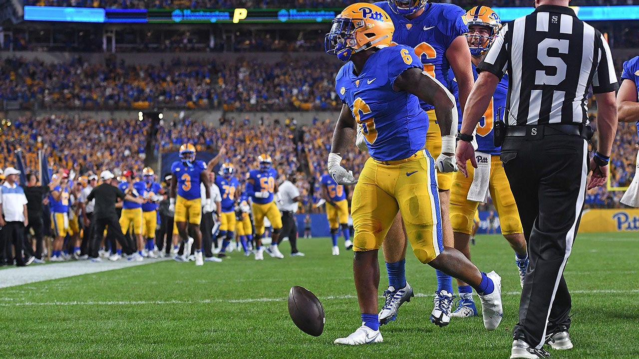 Pitt comes from behind in first Backyard Brawl in 11 years, takes down West Virginia, 38-31