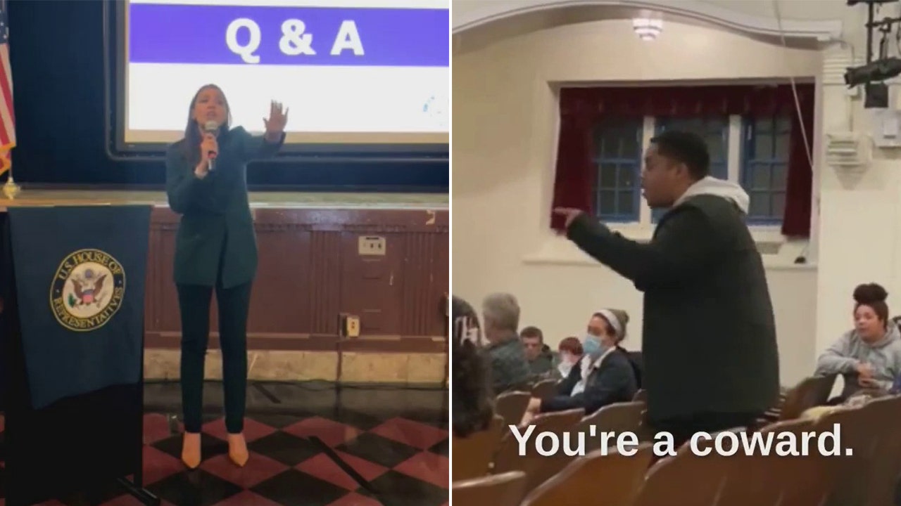 Protesters interrupt AOC town hall, speak against vote for Ukraine aid: 'You're the liar here'