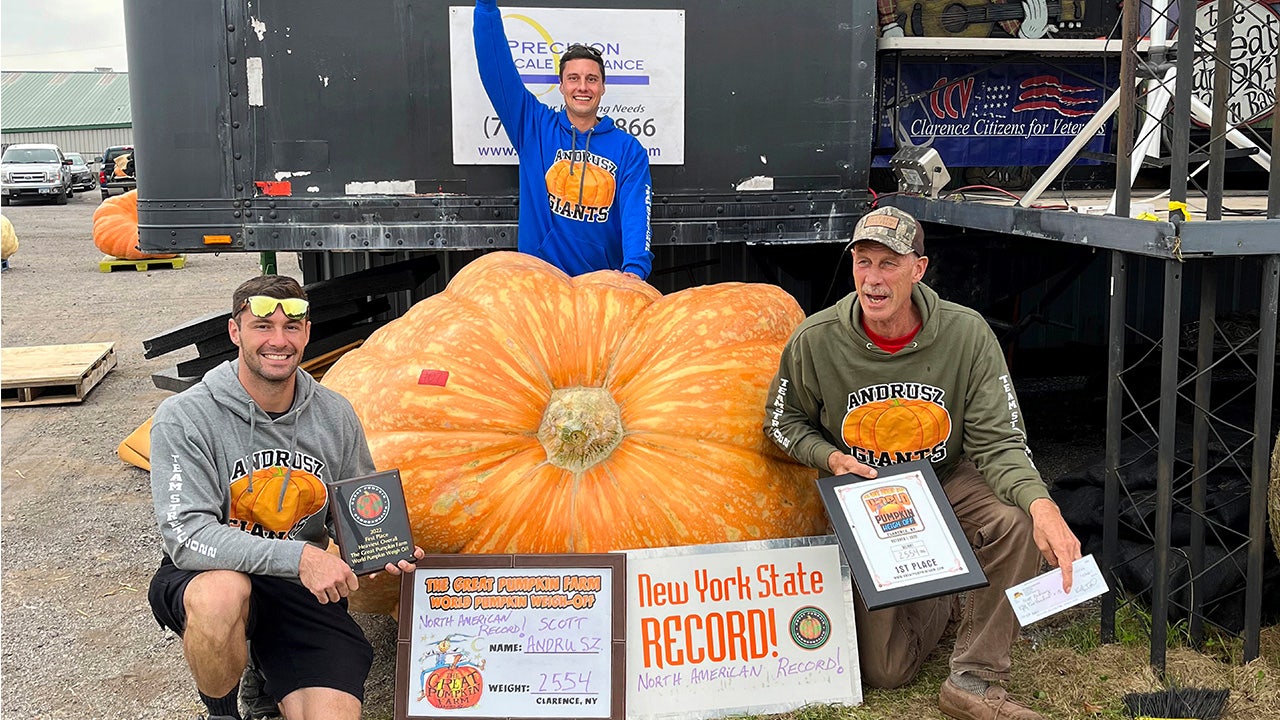 Giant 2,554-pound pumpkin breaks New York, US and North American record as 'heaviest pumpkin'